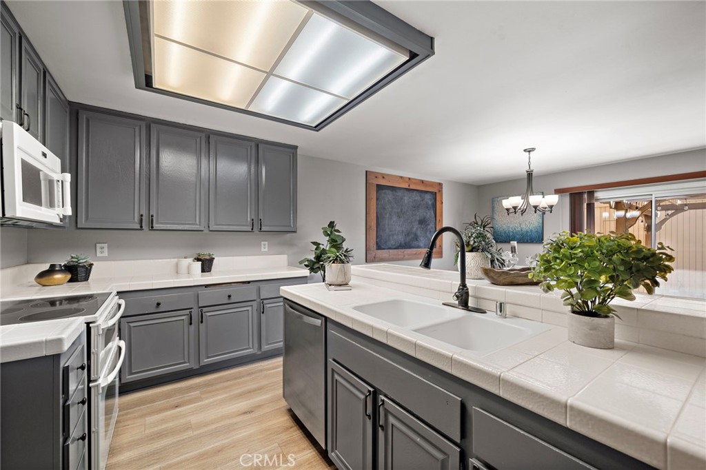 10405 Elk River Court