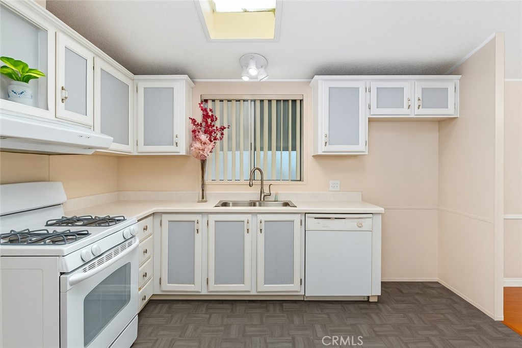 14352 Beach Boulevard 41