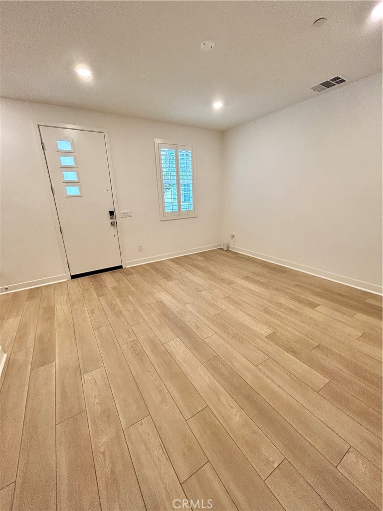 1669 W Lincoln Avenue 104