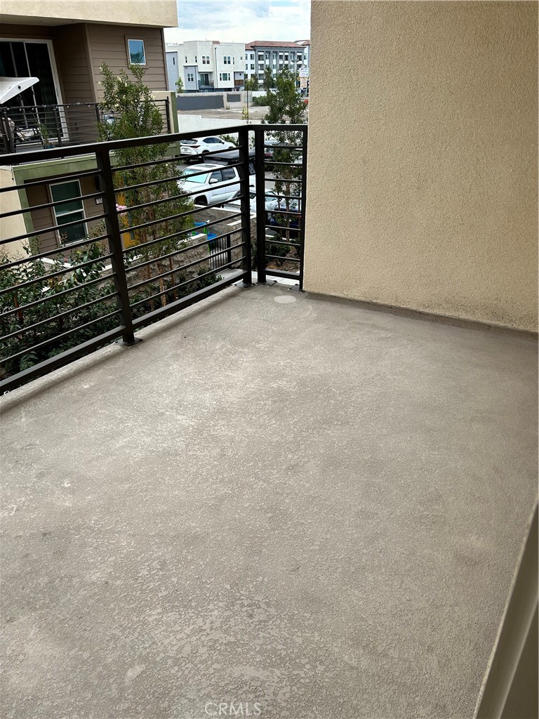 1669 W Lincoln Avenue 104