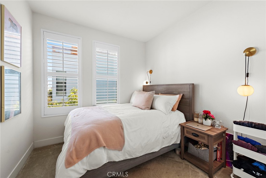645 W 17th Street