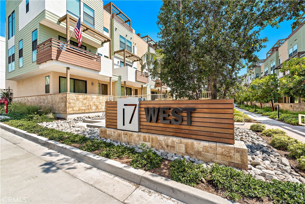 645 W 17th Street