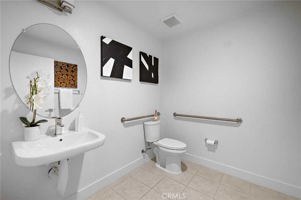 645 W 17th Street