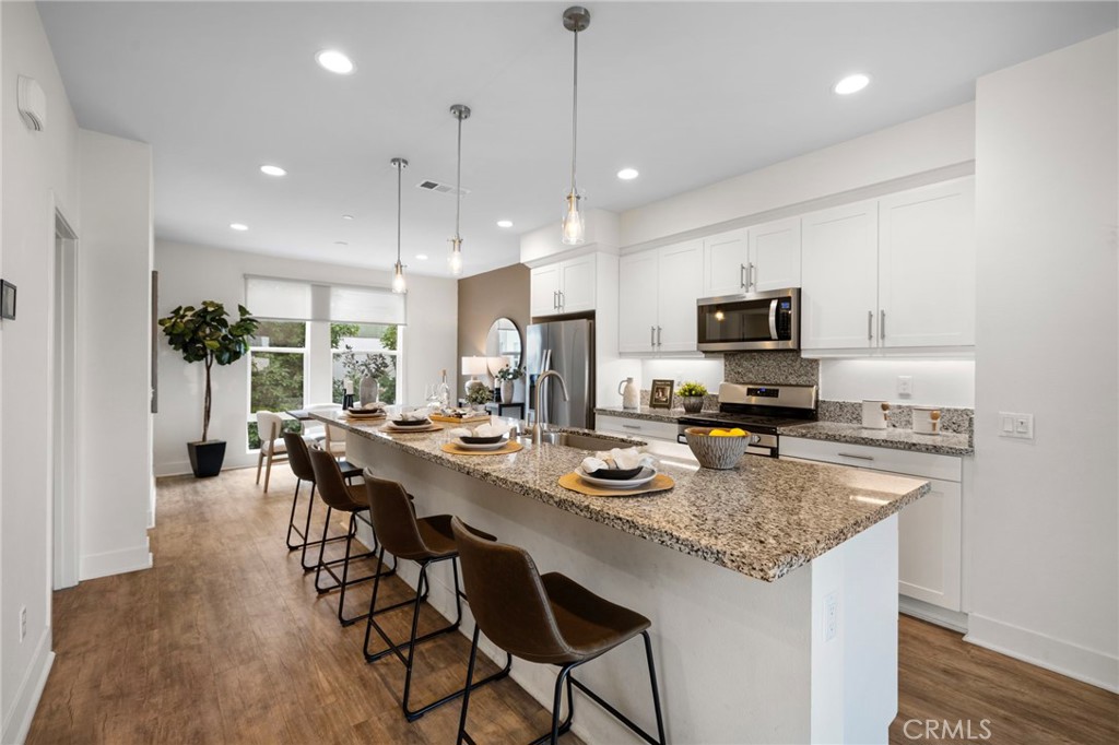 645 W 17th Street