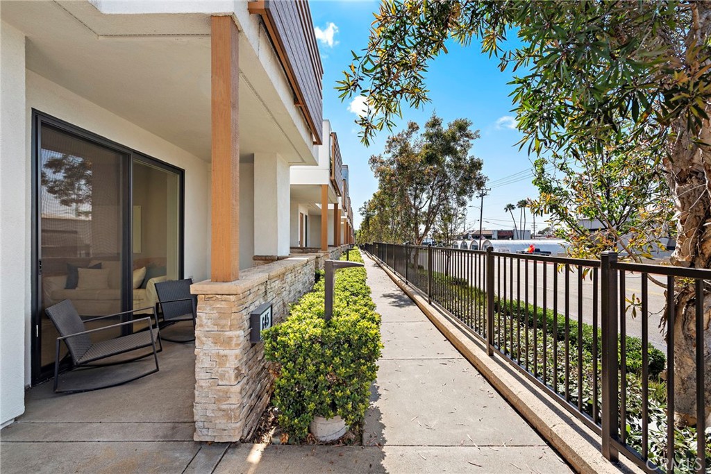 645 W 17th Street