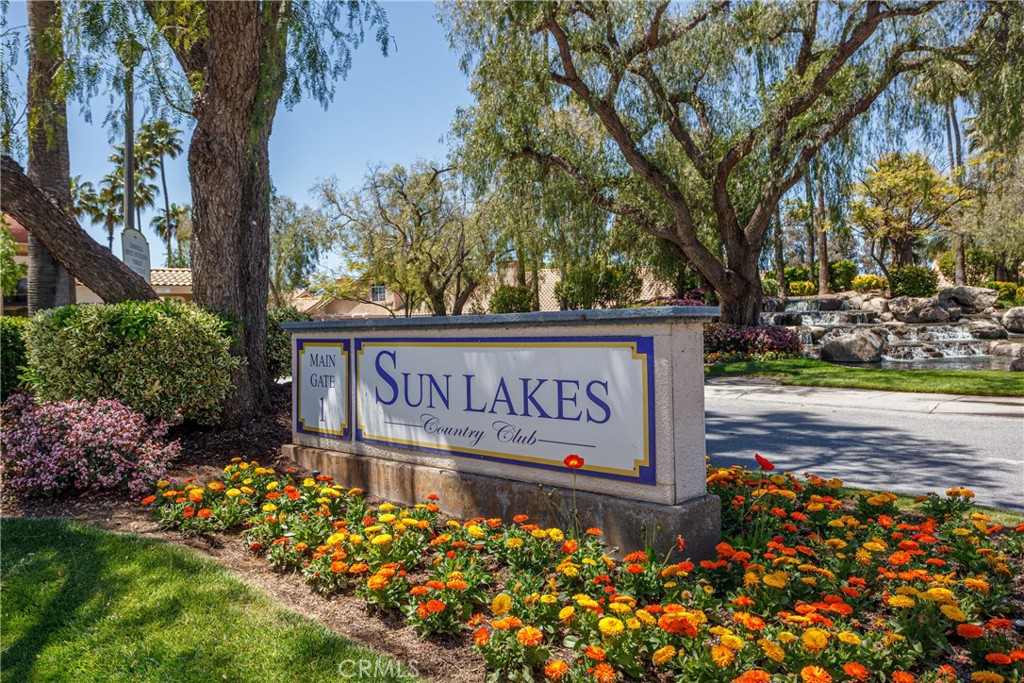 1281 Green Island Street