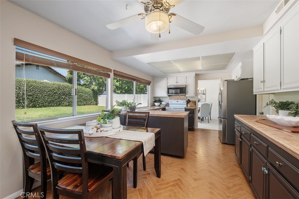 26856 La Sierra Drive