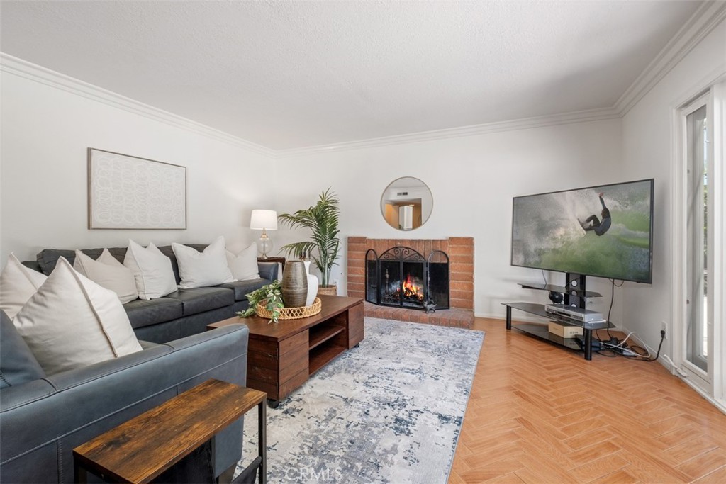 26856 La Sierra Drive