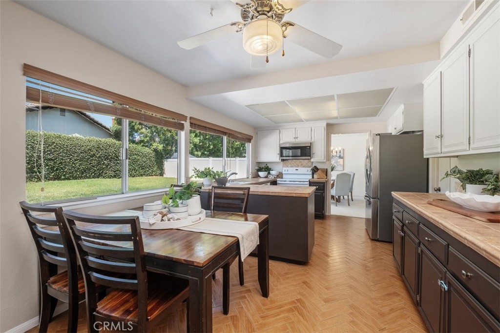 26856 La Sierra Drive