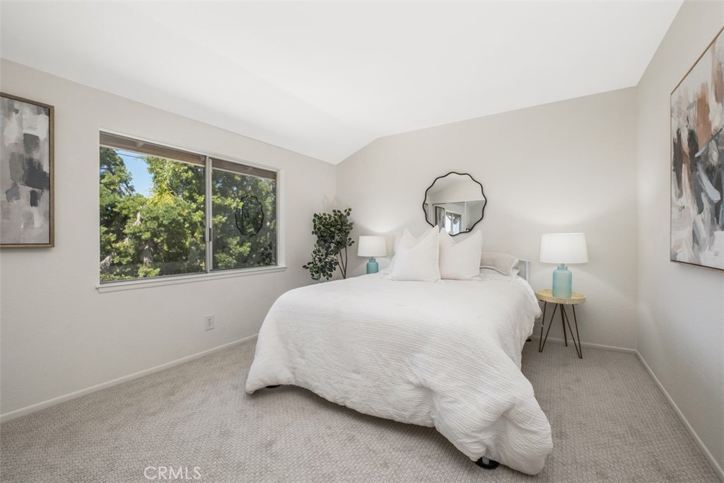 26856 La Sierra Drive