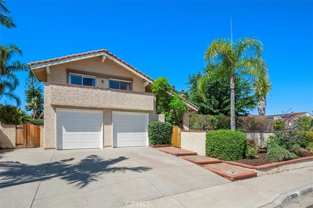 26856 La Sierra Drive