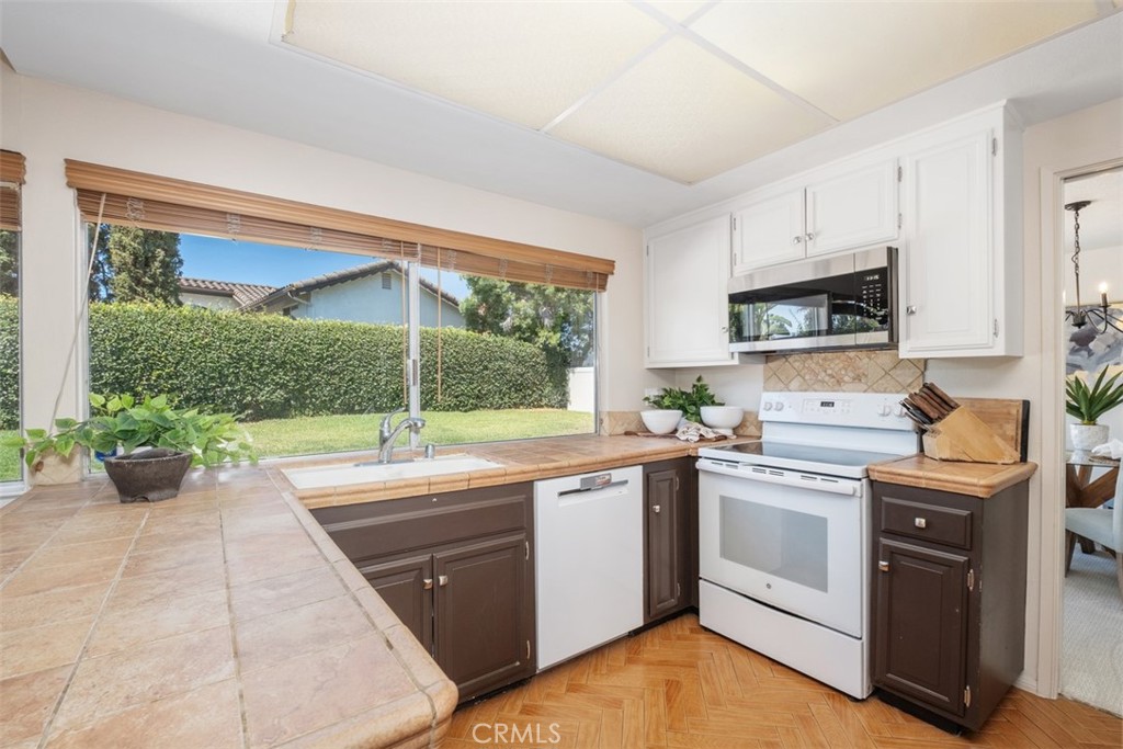 26856 La Sierra Drive