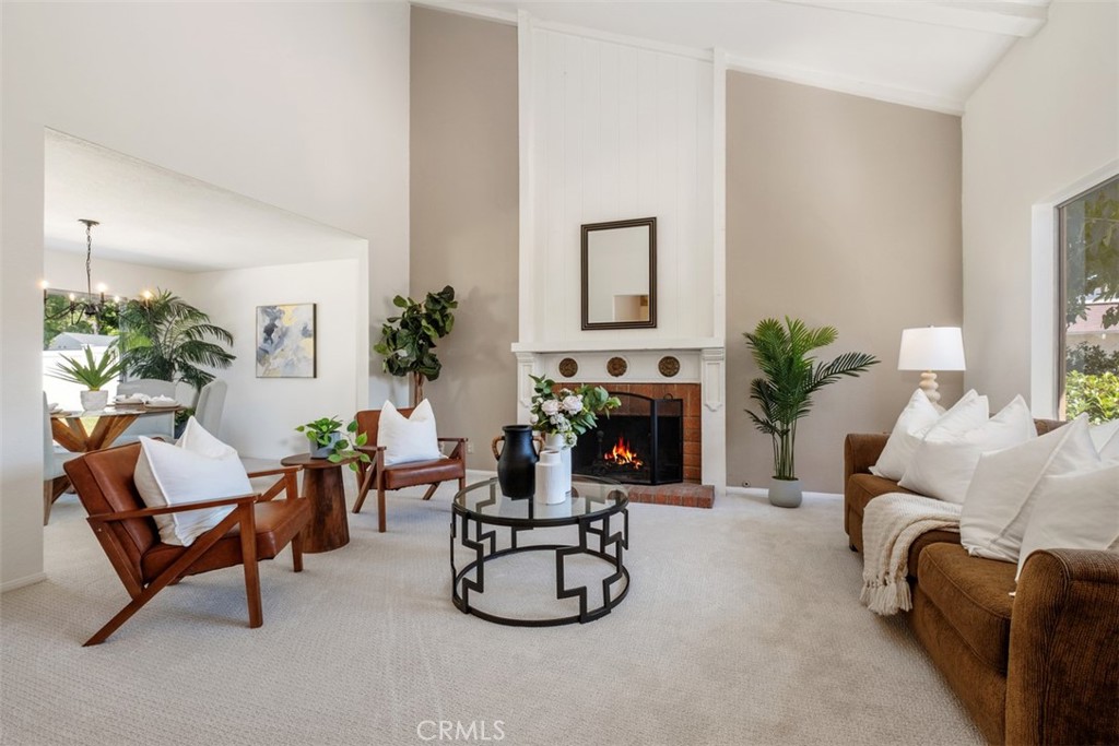 26856 La Sierra Drive