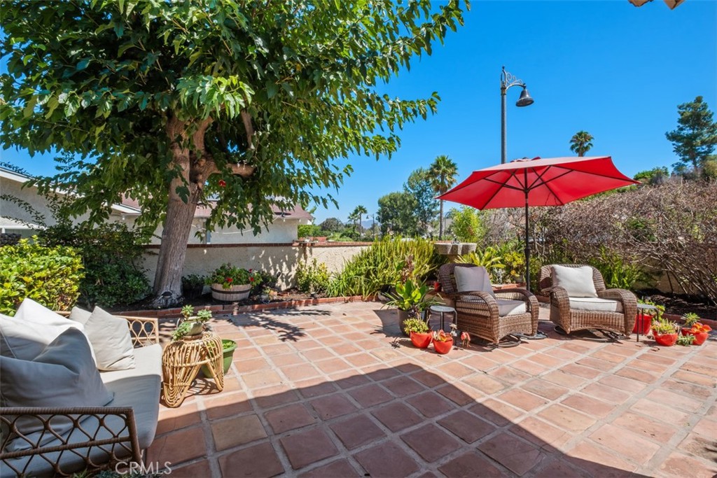 26856 La Sierra Drive