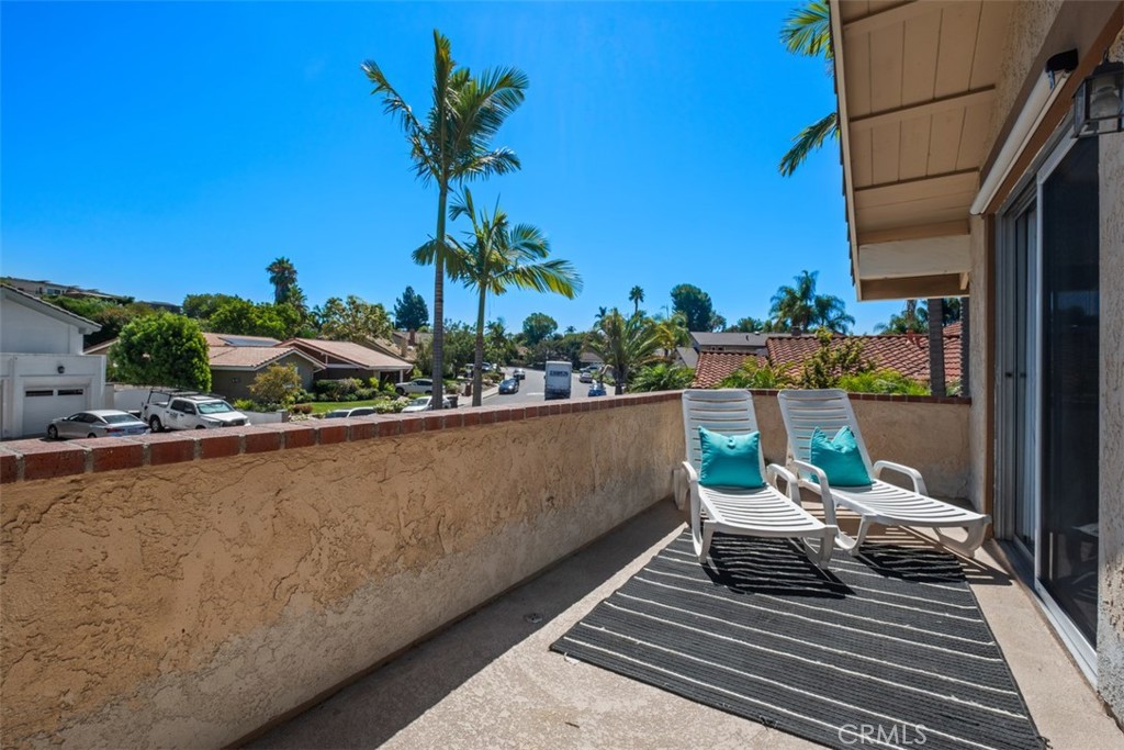 26856 La Sierra Drive