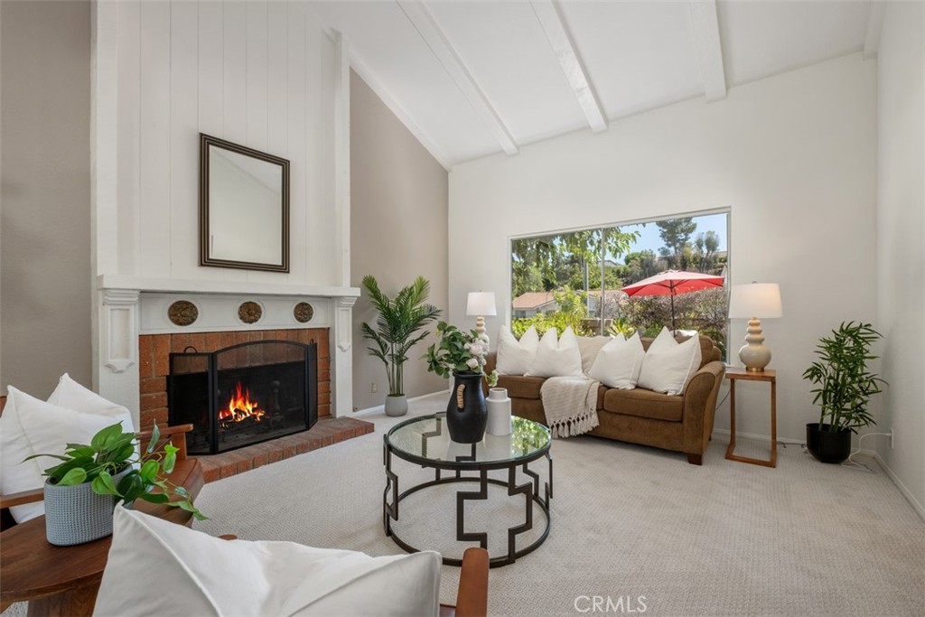 26856 La Sierra Drive
