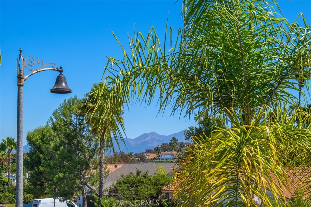 26856 La Sierra Drive