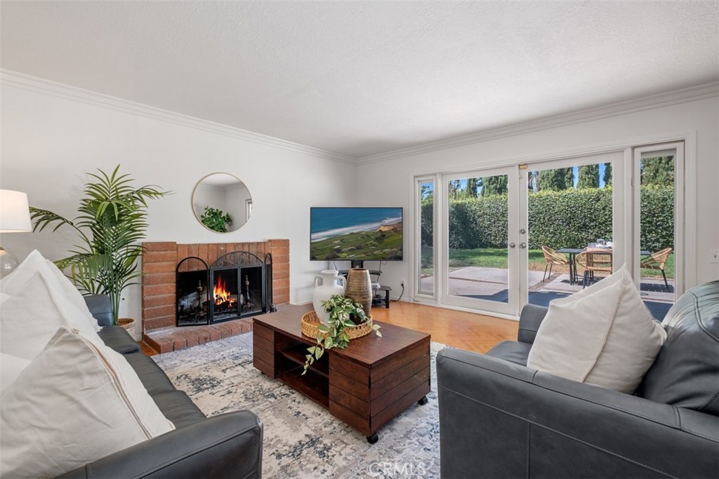 26856 La Sierra Drive