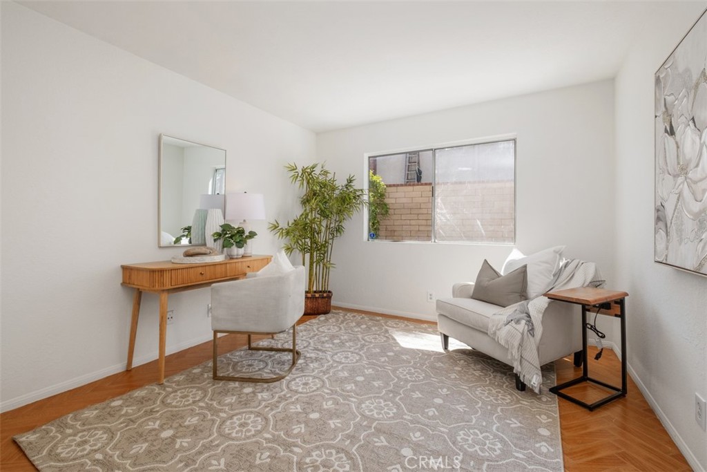 26856 La Sierra Drive