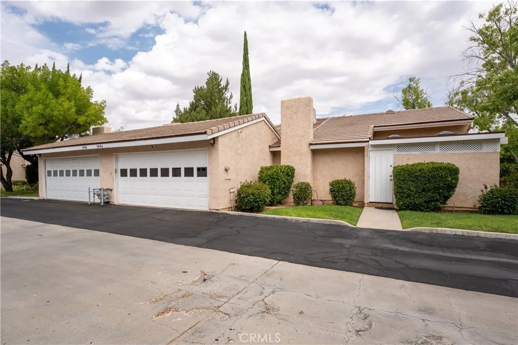 2904 W Avenue J4
