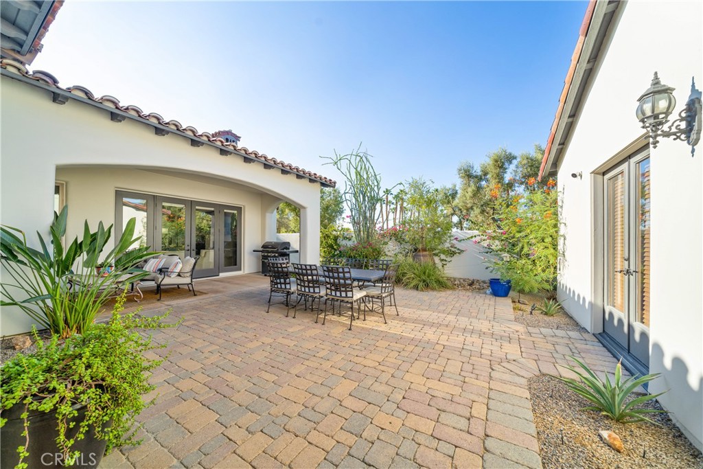 55215 Medallist Drive