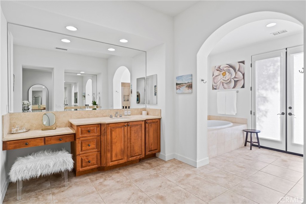 55215 Medallist Drive