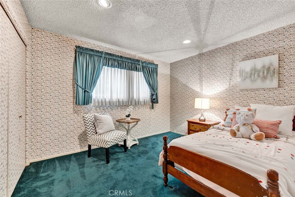 13331 Siskiyou Street