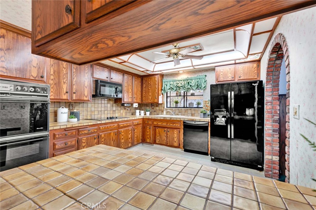 13331 Siskiyou Street