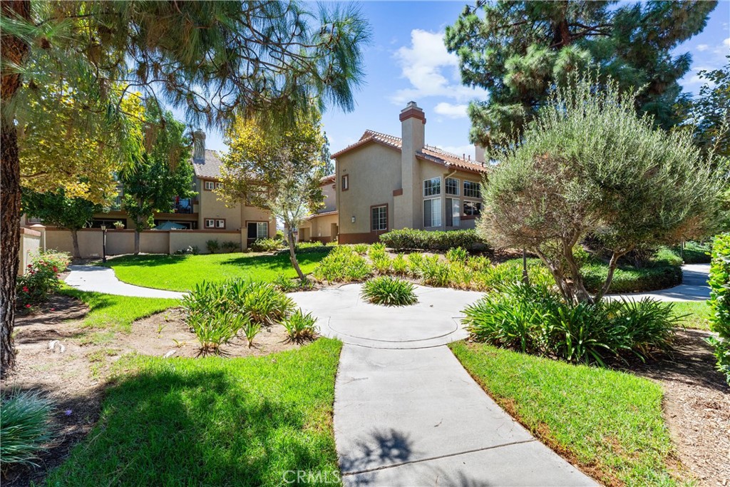 2925 Via Toscana 202