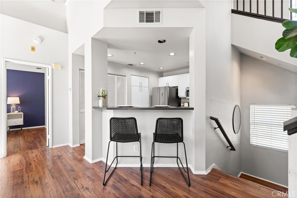 2925 Via Toscana 202