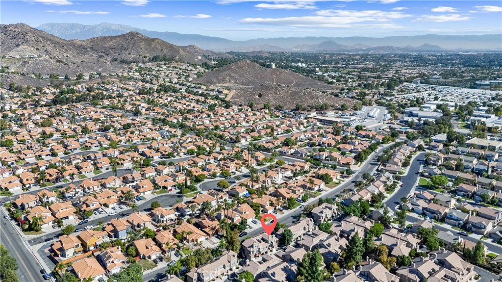 2925 Via Toscana 202