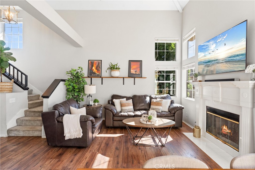 2925 Via Toscana 202