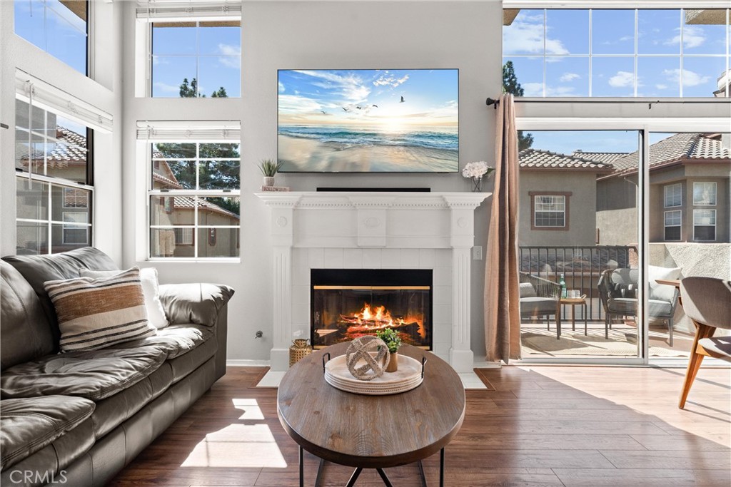 2925 Via Toscana 202