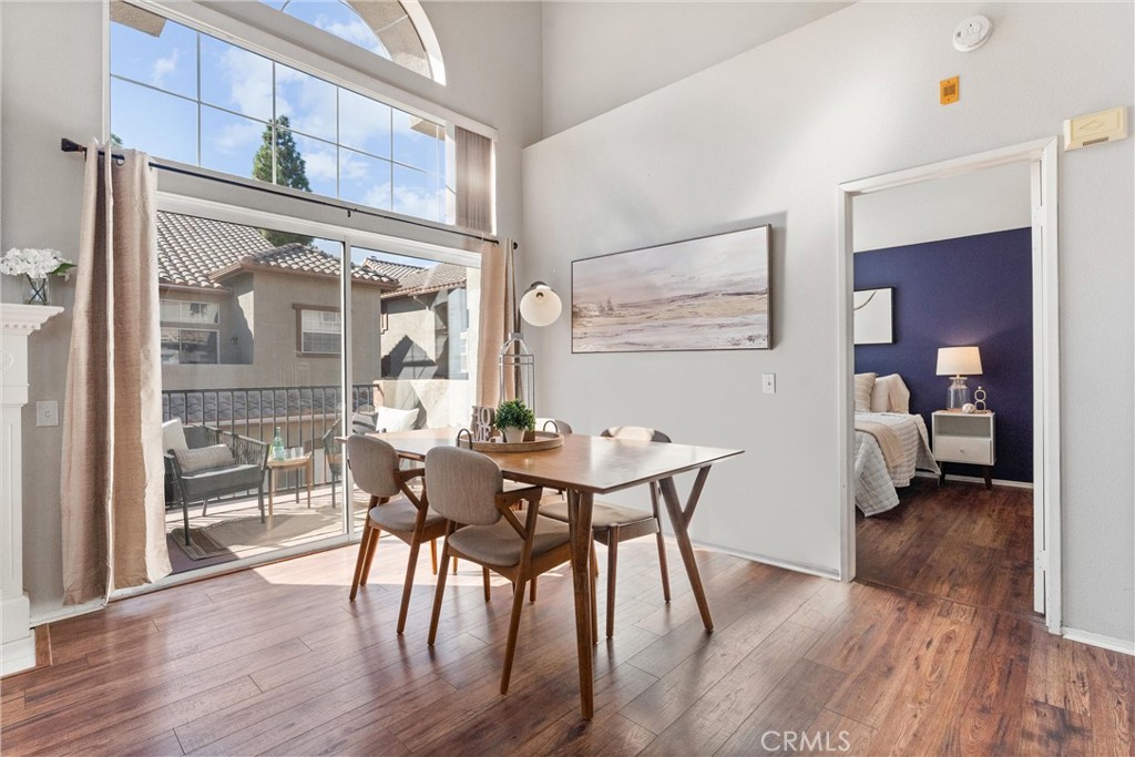 2925 Via Toscana 202