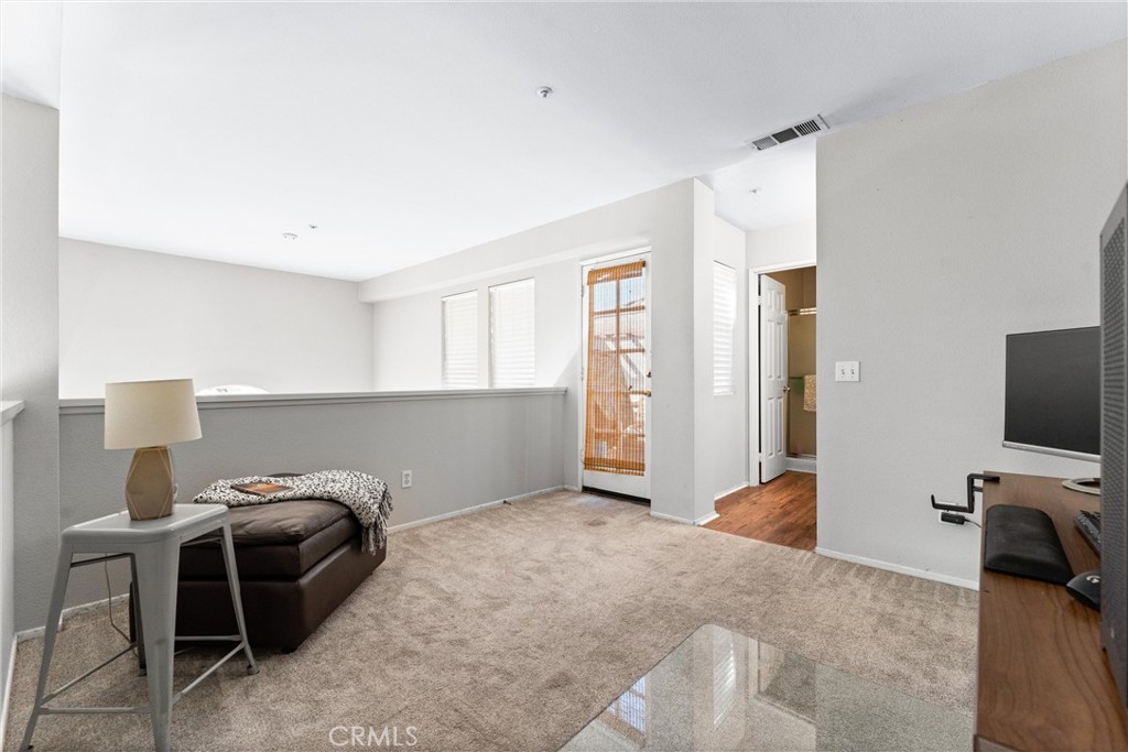 2925 Via Toscana 202