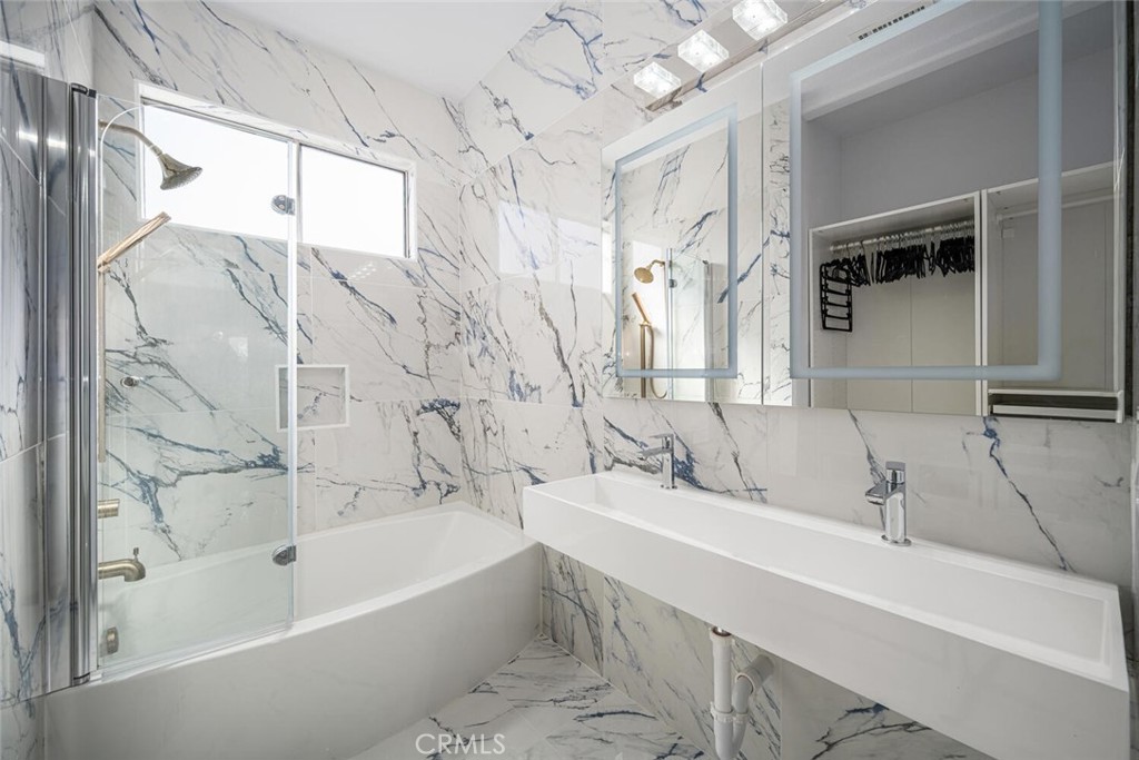 10770 Chestnut Street