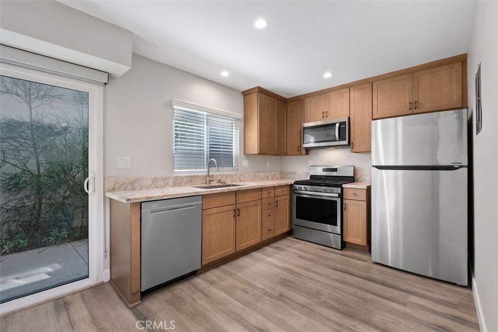 33602 Blue Lantern Street B