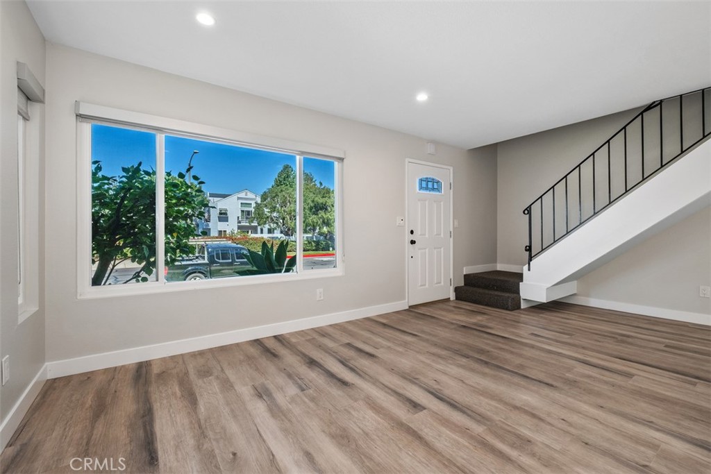 33602 Blue Lantern Street B