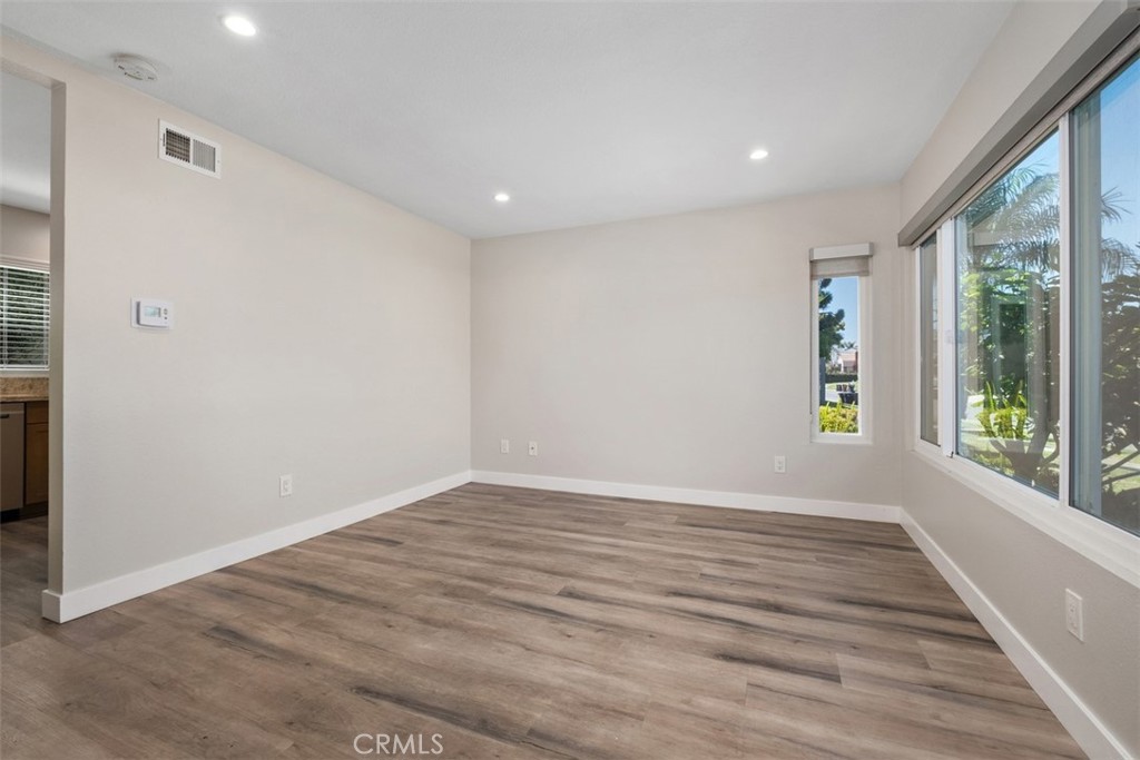 33602 Blue Lantern Street B