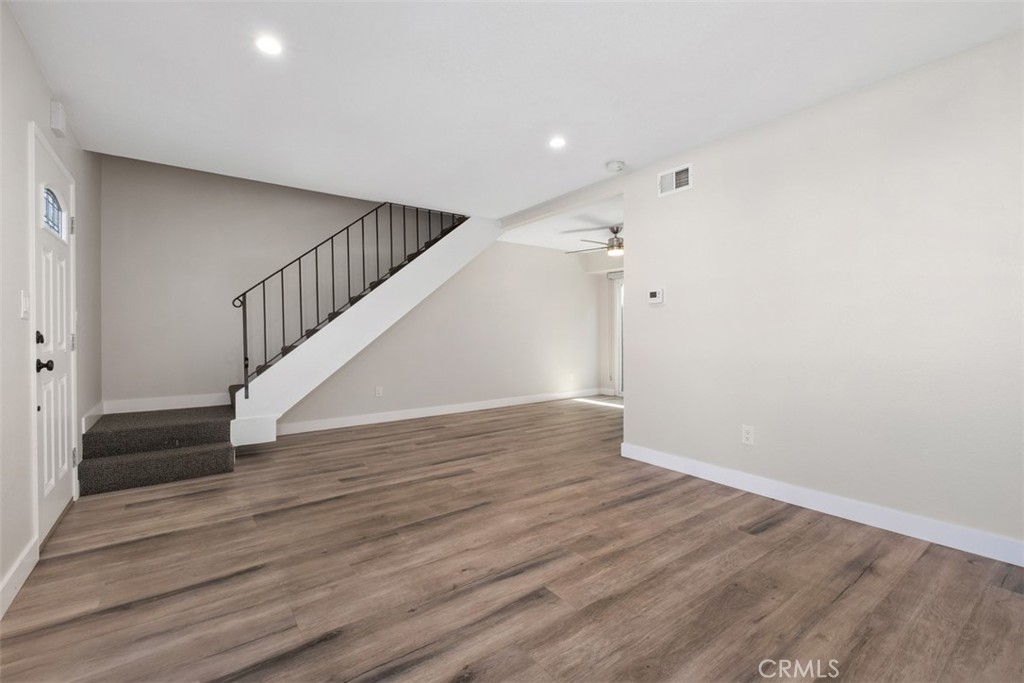 33602 Blue Lantern Street B