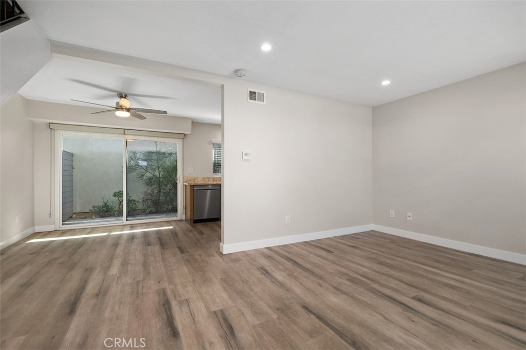 33602 Blue Lantern Street B