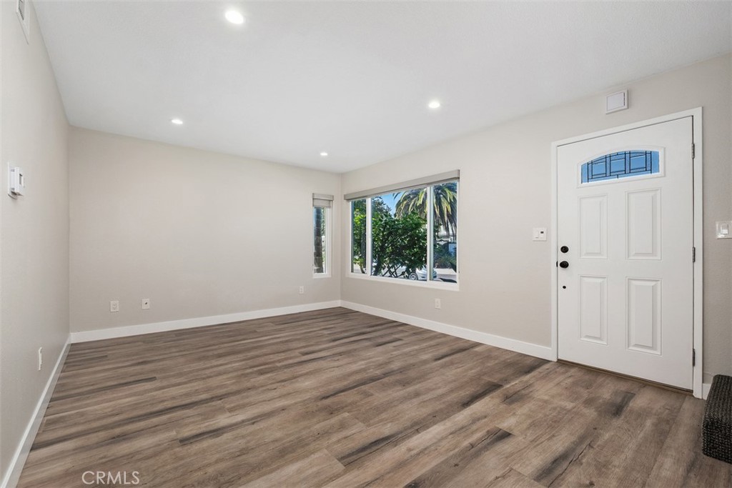 33602 Blue Lantern Street B