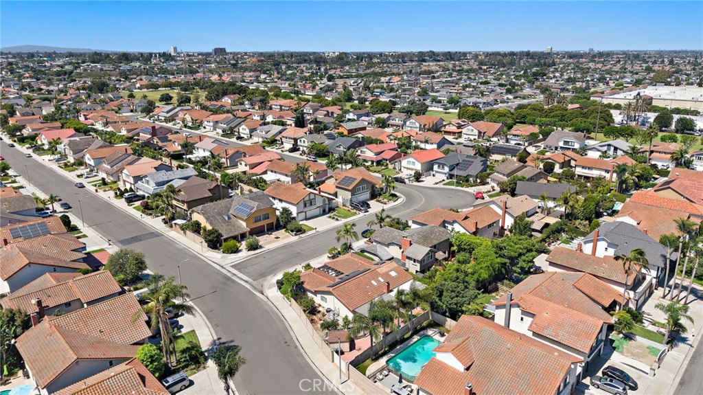 19352 Sailwind Lane