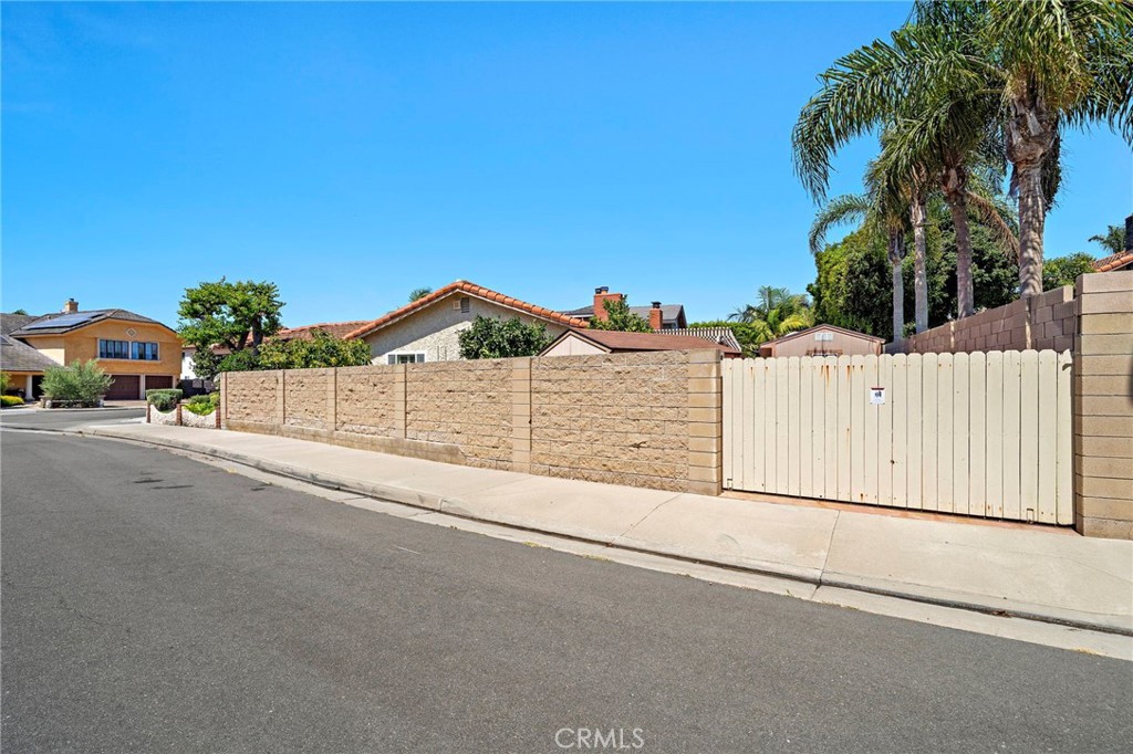 19352 Sailwind Lane