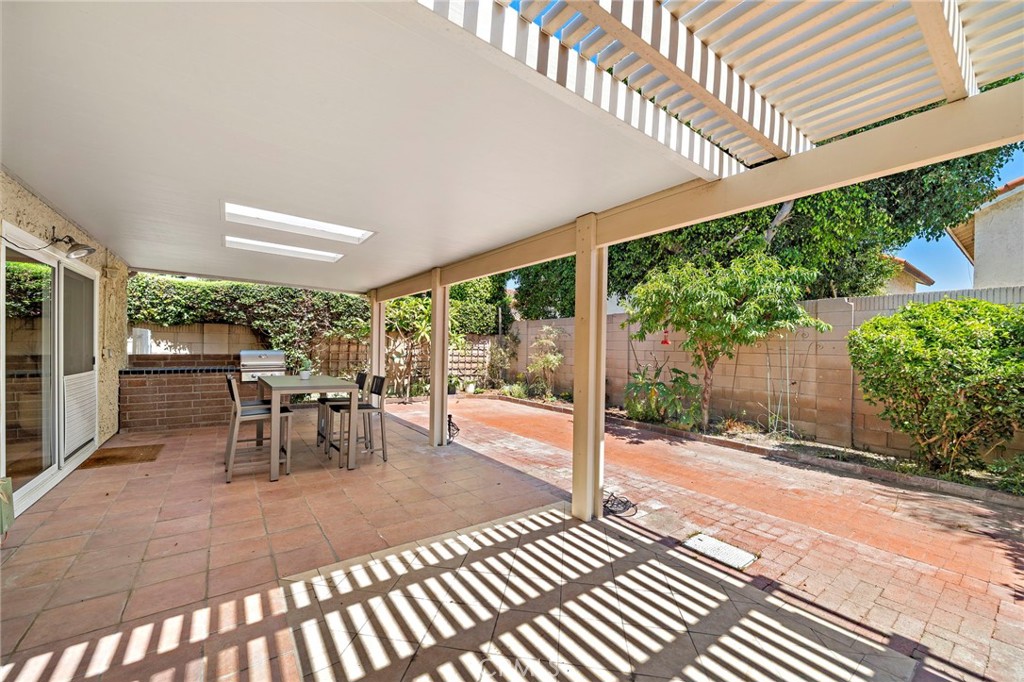 19352 Sailwind Lane