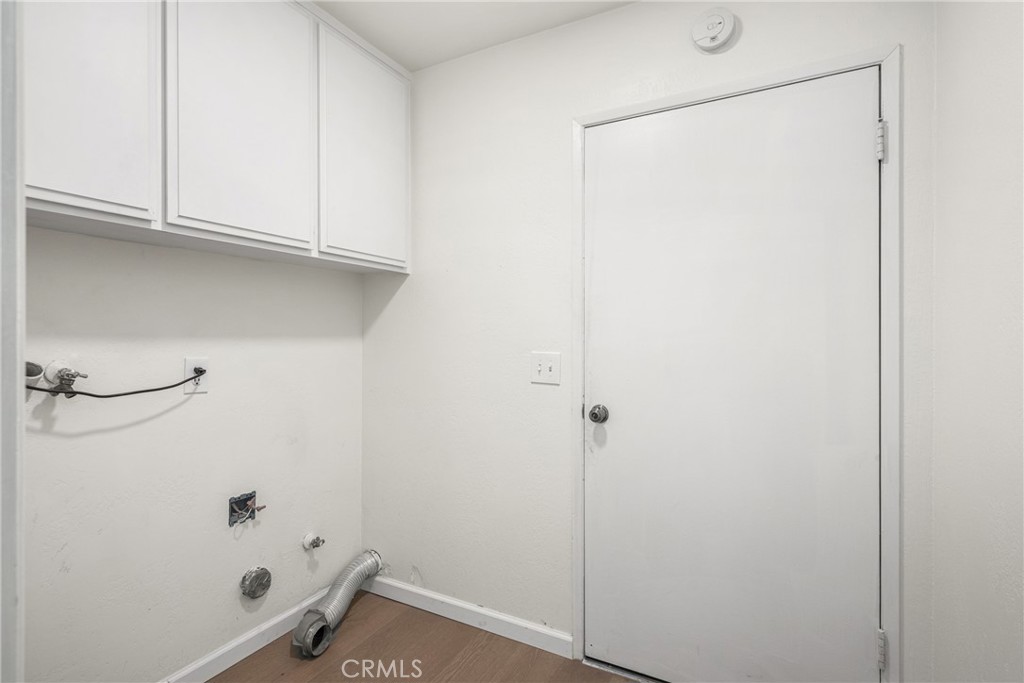 982 N Shaffer Street