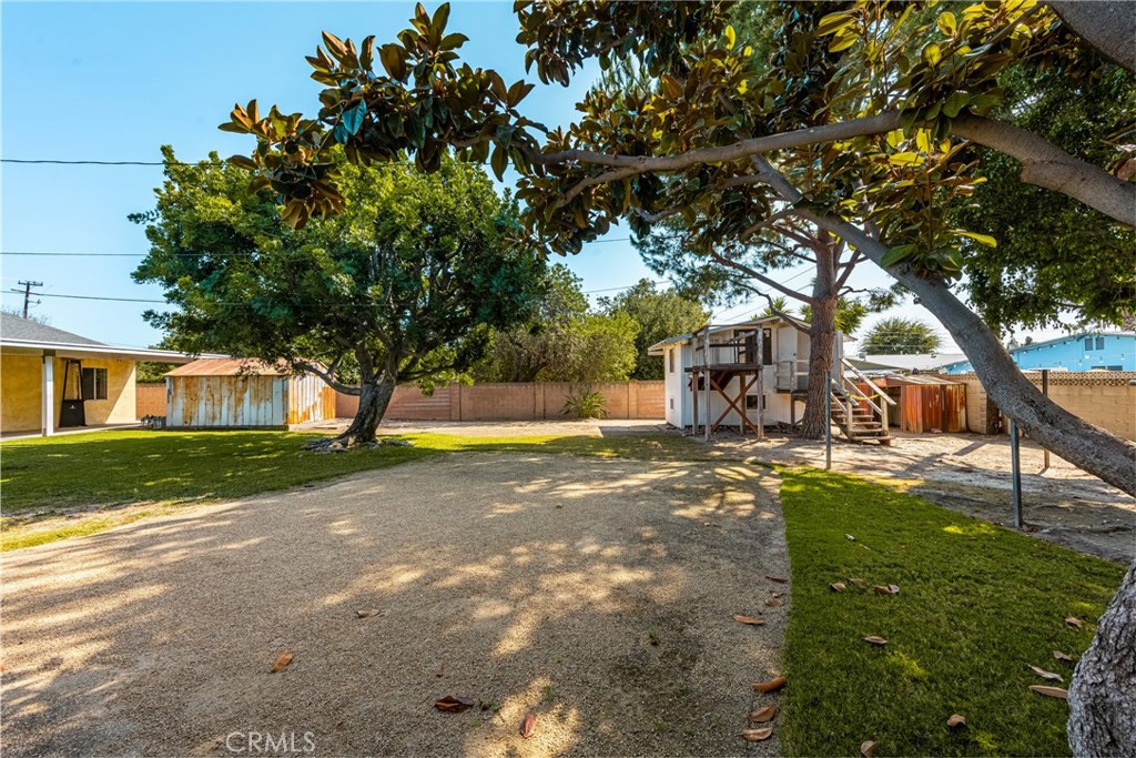 982 N Shaffer Street