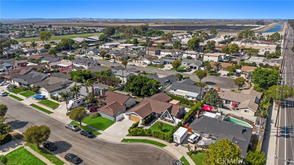 4951 Maui Circle