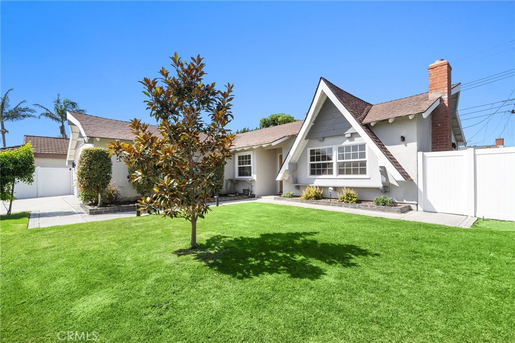 4951 Maui Circle