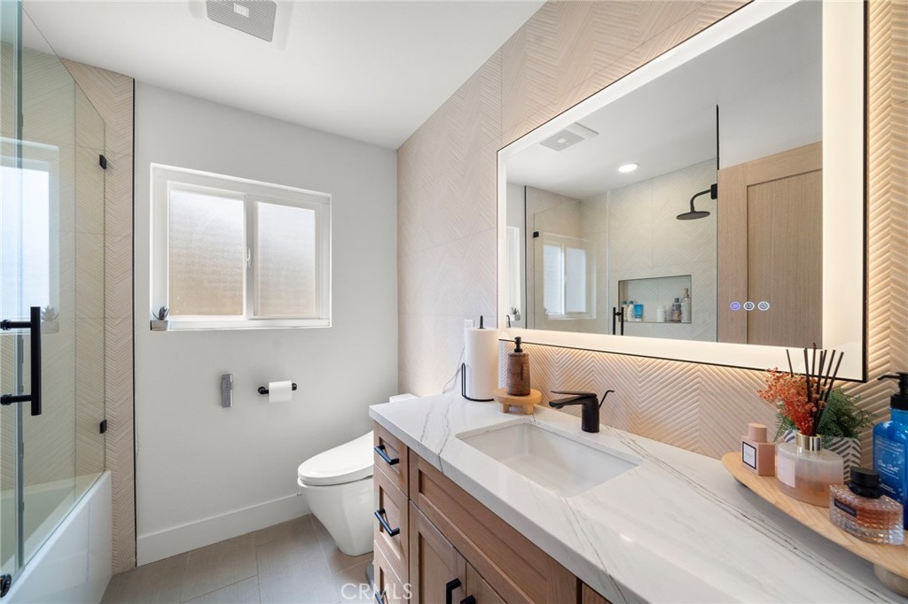 4951 Maui Circle